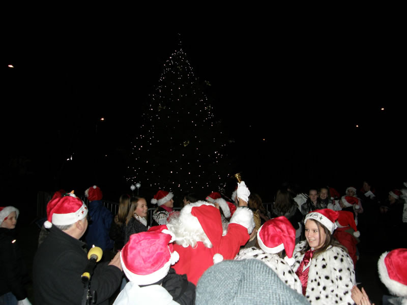 Christmas Lights Switch On 2008