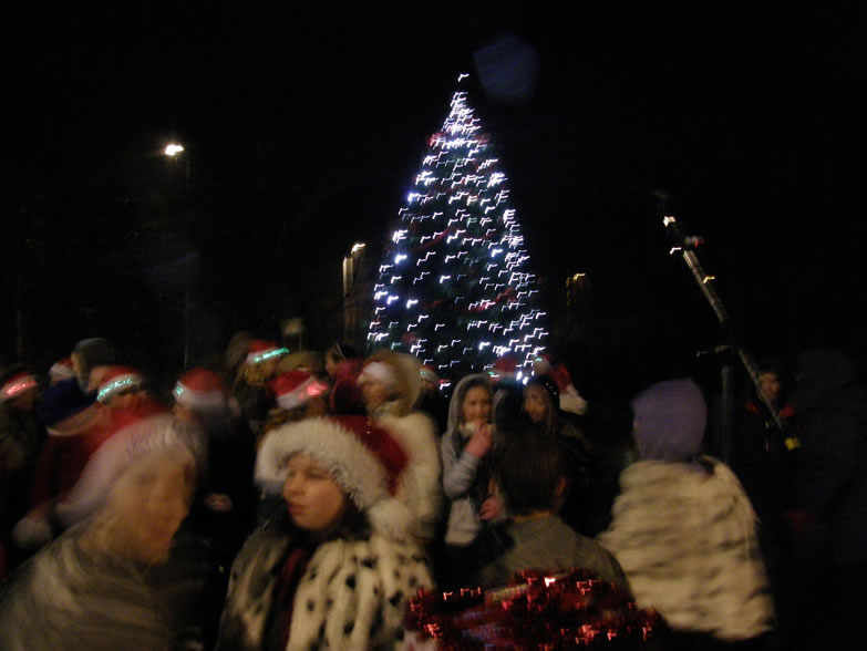 Christmas Lights Switch On 2009